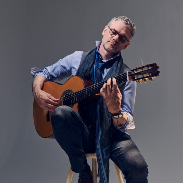 Guitarist Jesse Cook