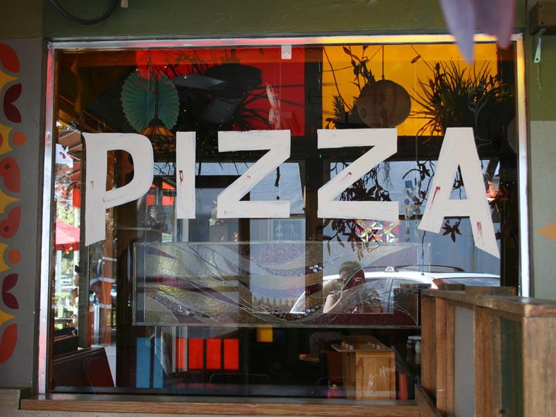 Satchel's Pizza