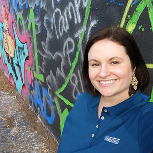 Selfie at Gainesville graffiti wall