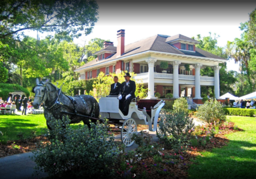 Herlong Mansion horse and carriage