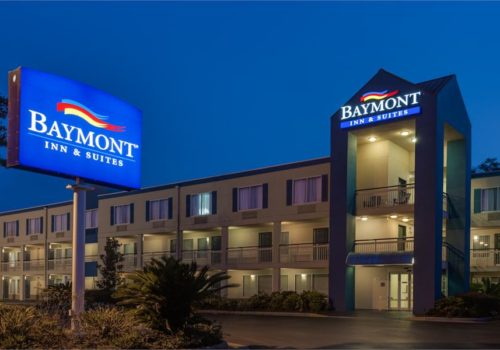 Baymont Inn & Suites exterior and sign