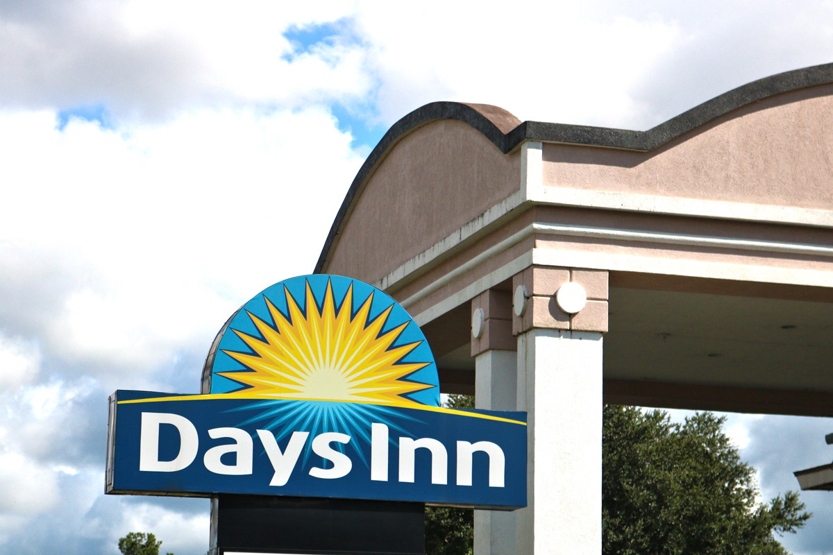 Sign at Days Inn University