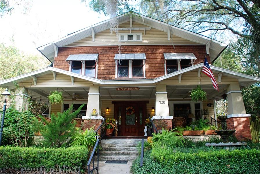Historic Grady House Bed and Breakfast