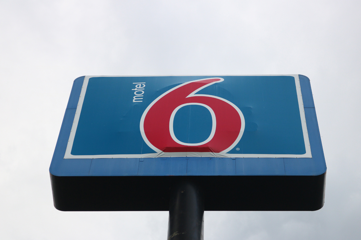 Sign at Motel 6 Gainesville