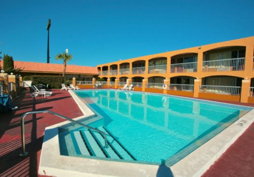 Quality Inn Alachua Courtyard and Pool