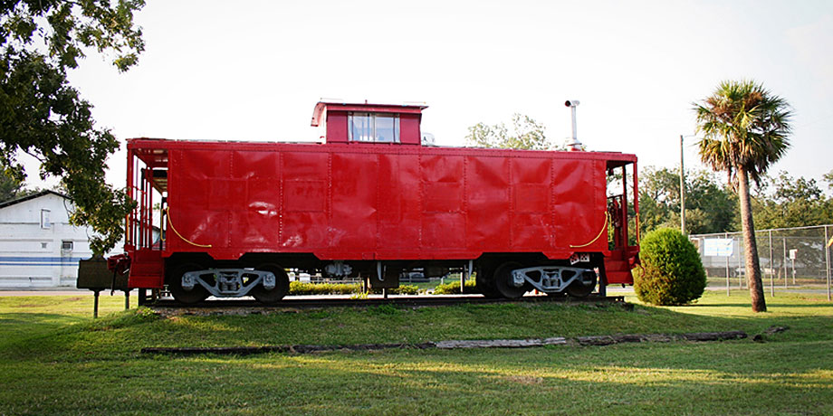 Waldo Old Red Caboose