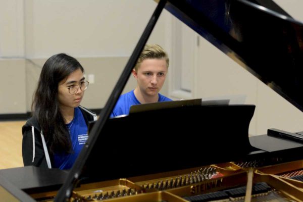 piano players at the international piano festival