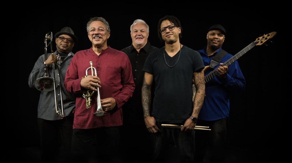 21 Blue band members with Longineu Parsons and Ted Shumate