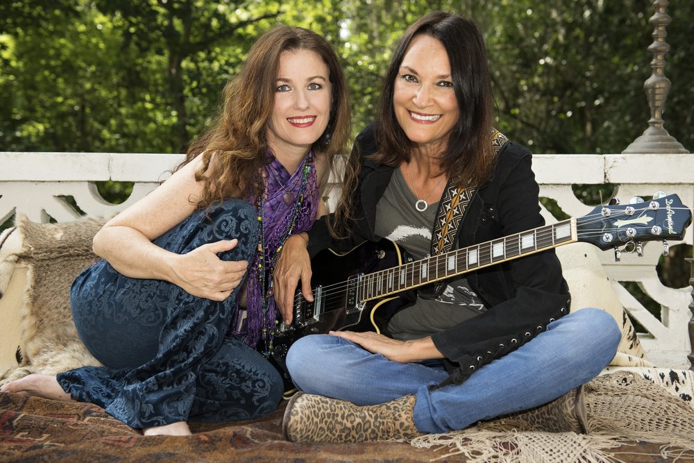 Nancy Luca Band photo by Suzanna Mars