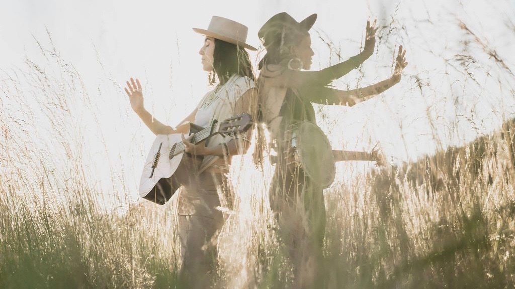 Sisters Leah and Chloe Smith of Rising Appalachia