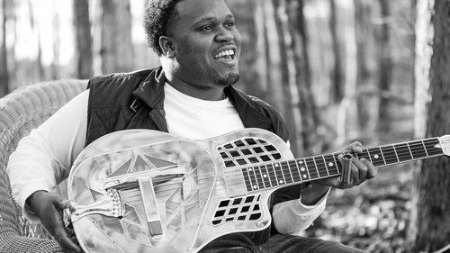 Jontavious Willis with steel guitar