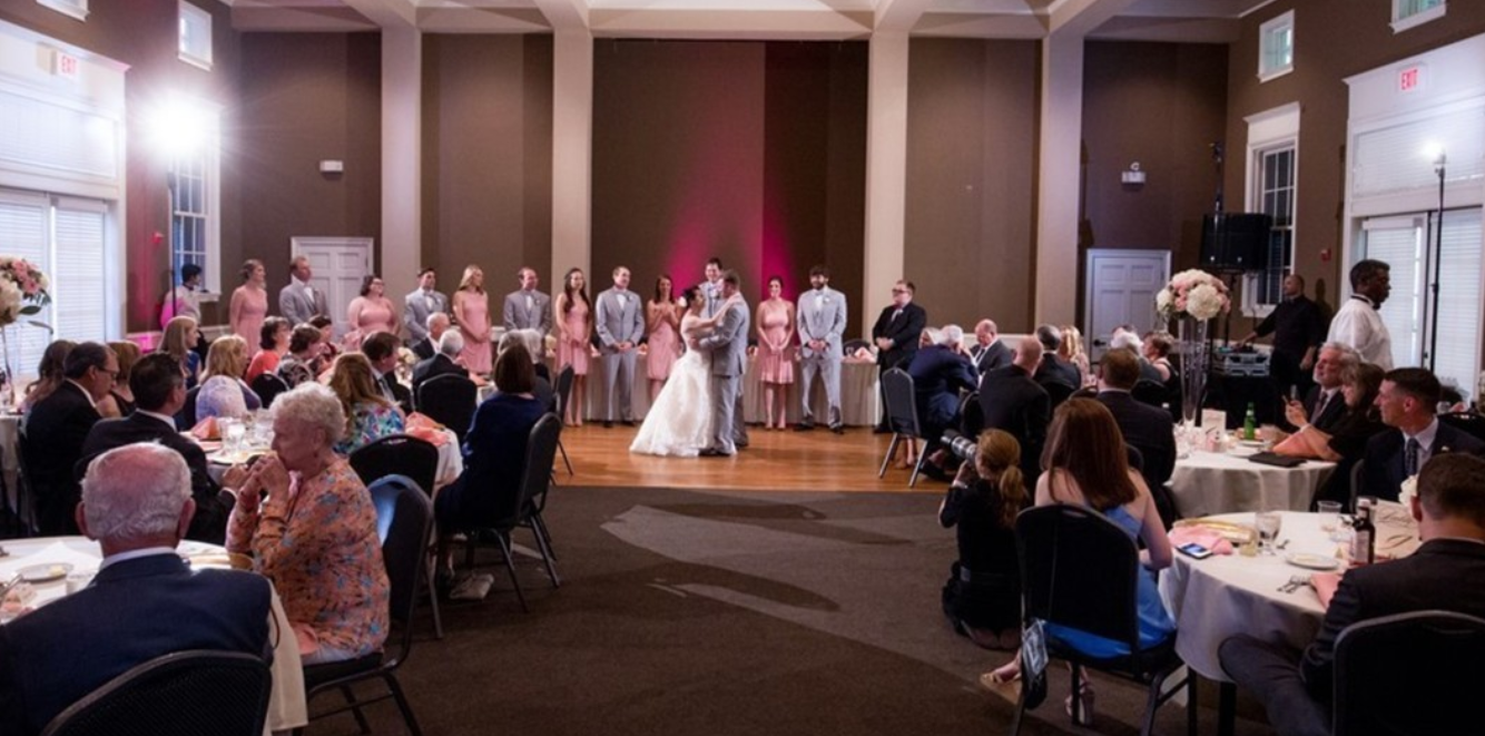 Plantation Hall in Haile Plantation_inside wedding pic