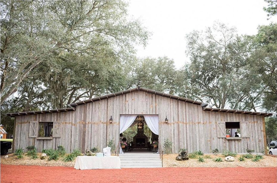 Rustic Oaks Ranch farm pic