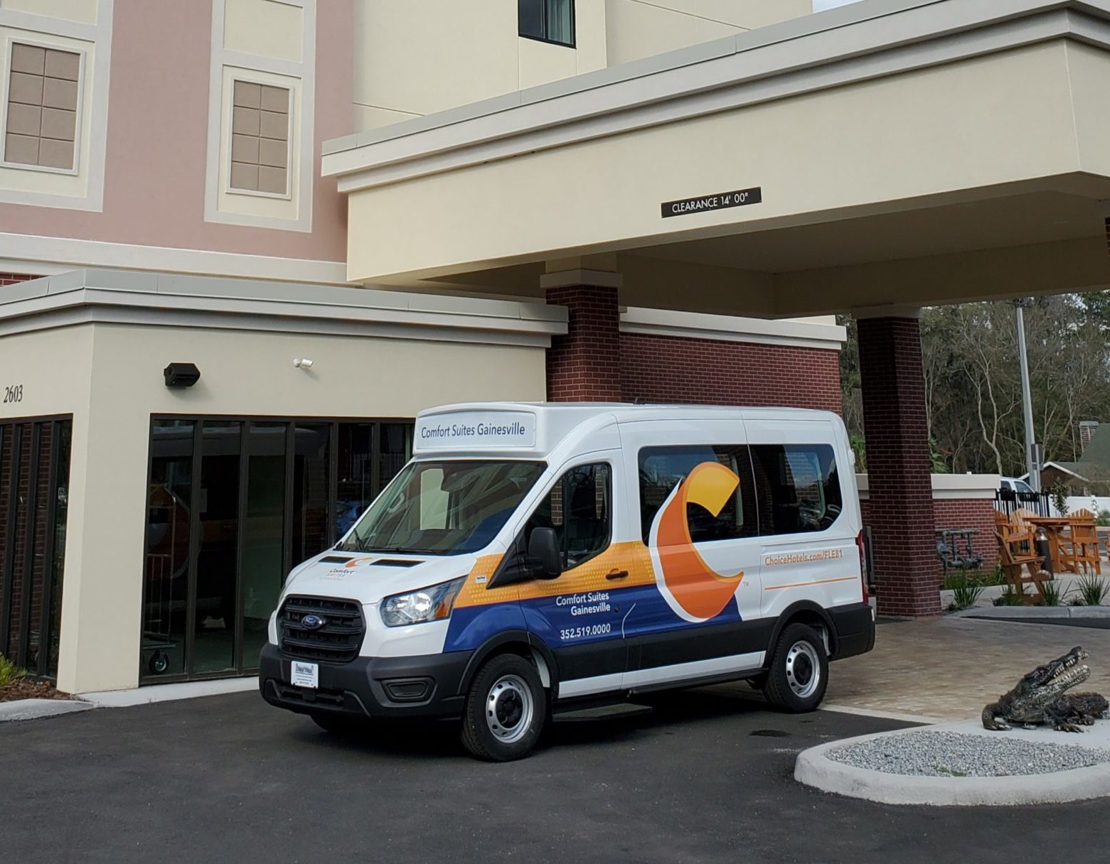 Comfort Suites exterior