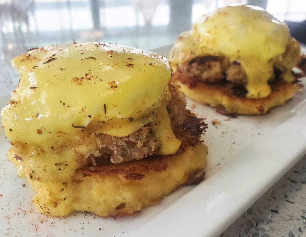 Eggs benedict at the keys grill and piano bar