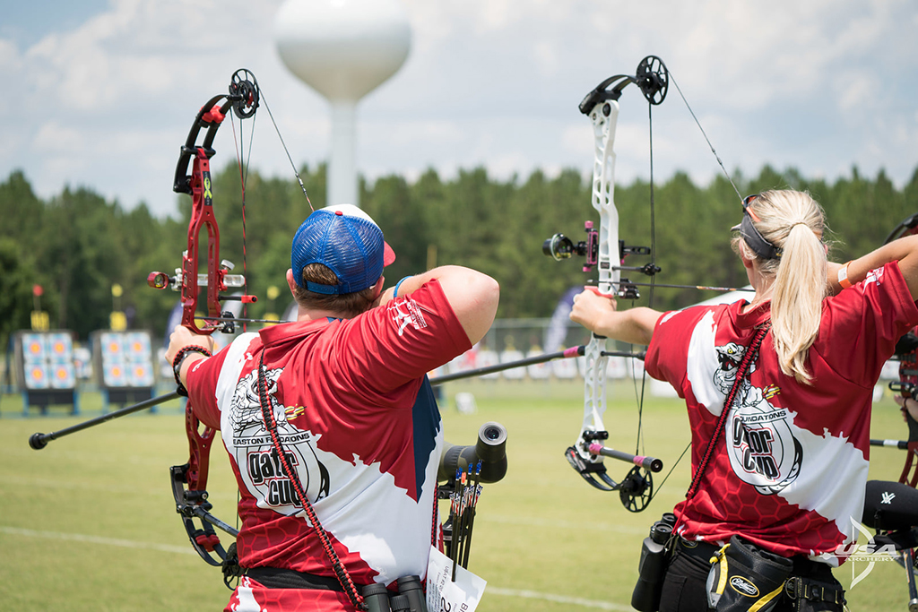 archers aiming at gator cup