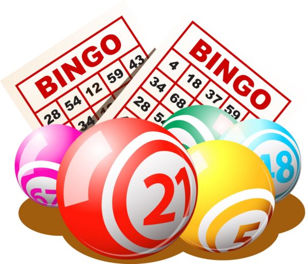 bingo cards and balls with numbers