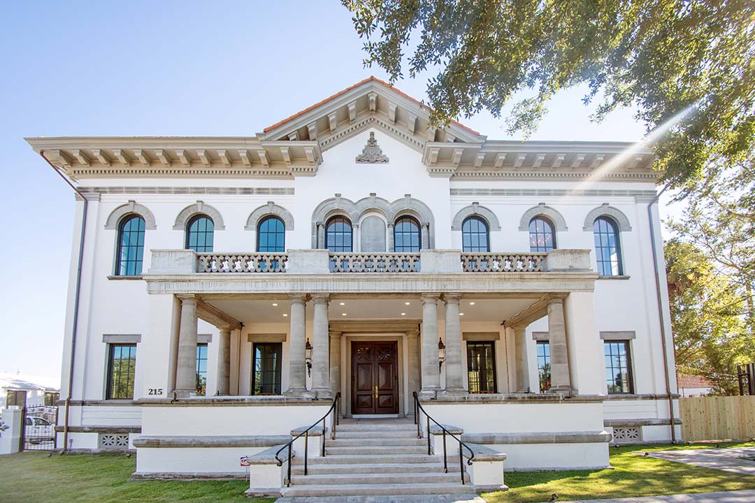 1908 grand exterior