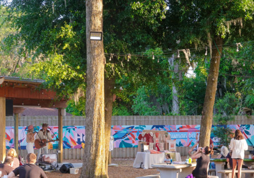 outdoor seating at 4th ave food park