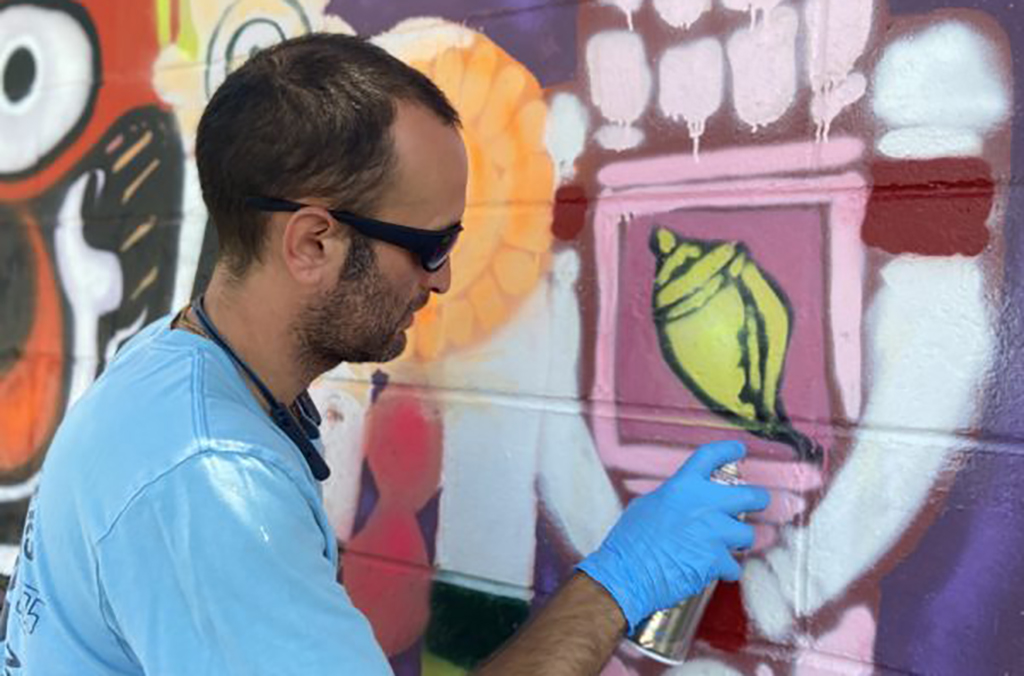 spray paint artist
