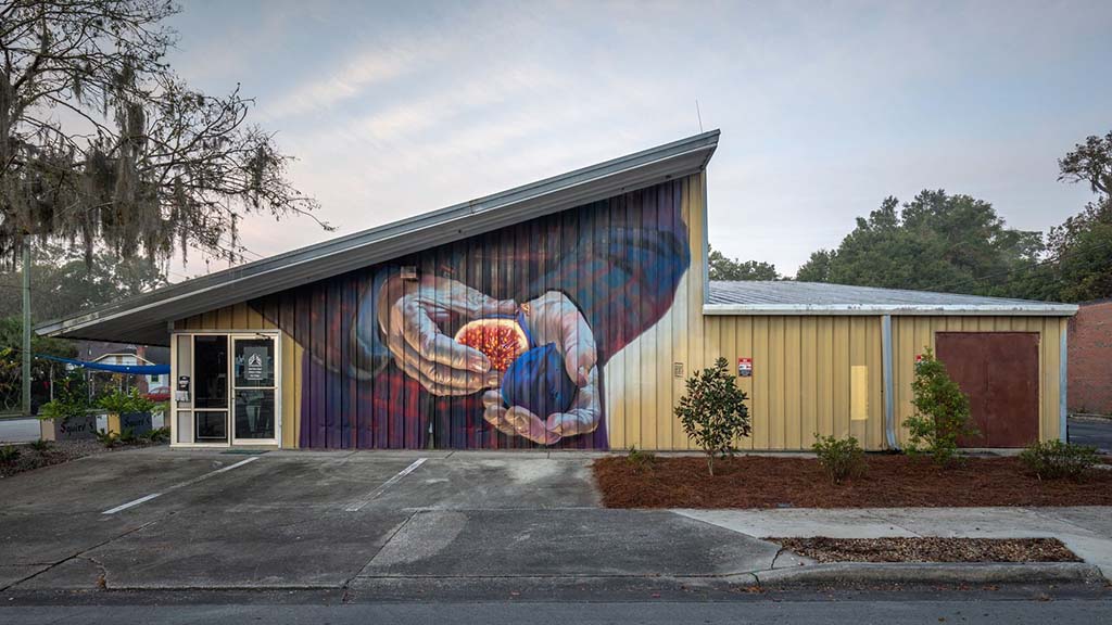 mural in grove street neighborhood