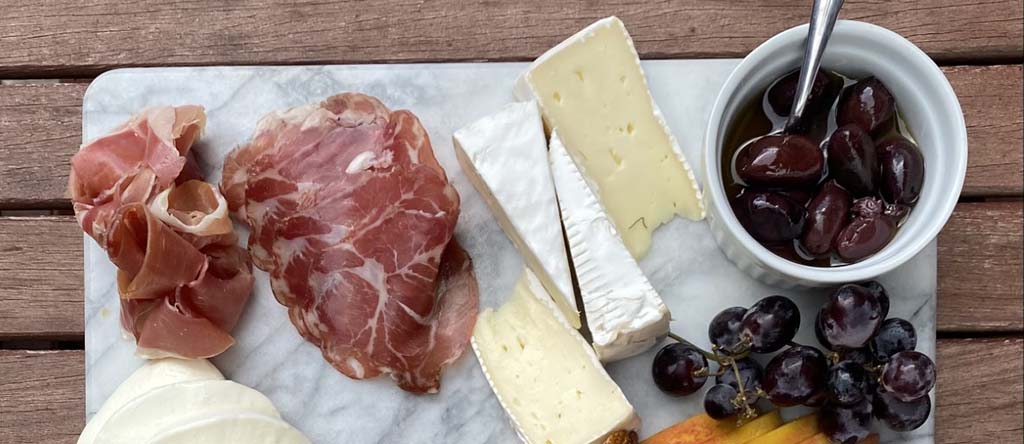 petit uppercrust plate