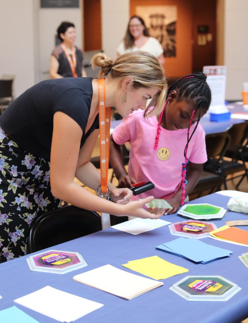 art cart activities at the harn museum
