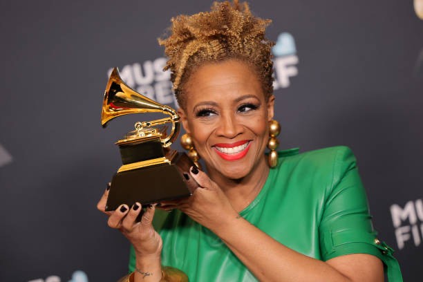 Avery Sunshine with Grammy award
