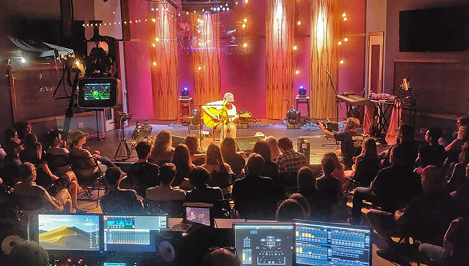 music performance inside the listening room at heartwood soundstage