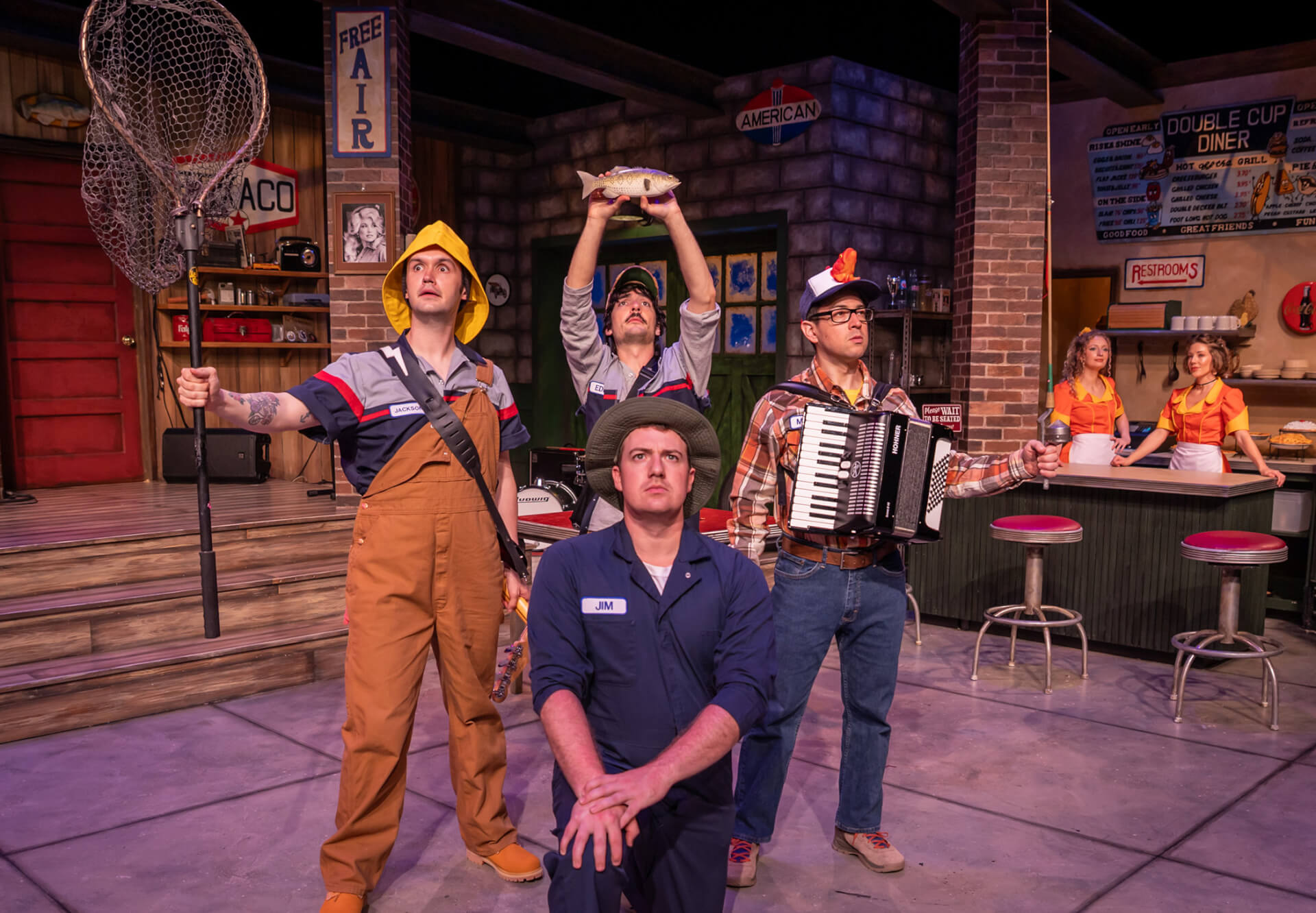 pump boys and dinettes cast on stage